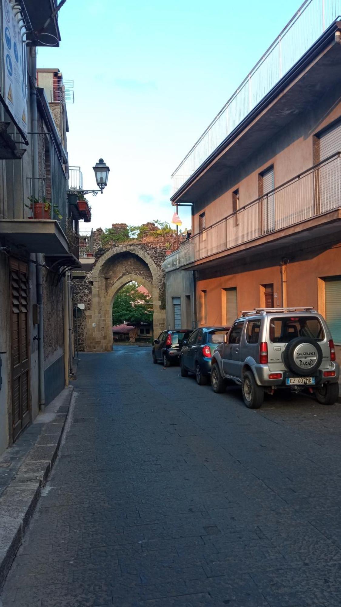 Hotel Sikelia Randazzo Exterior foto